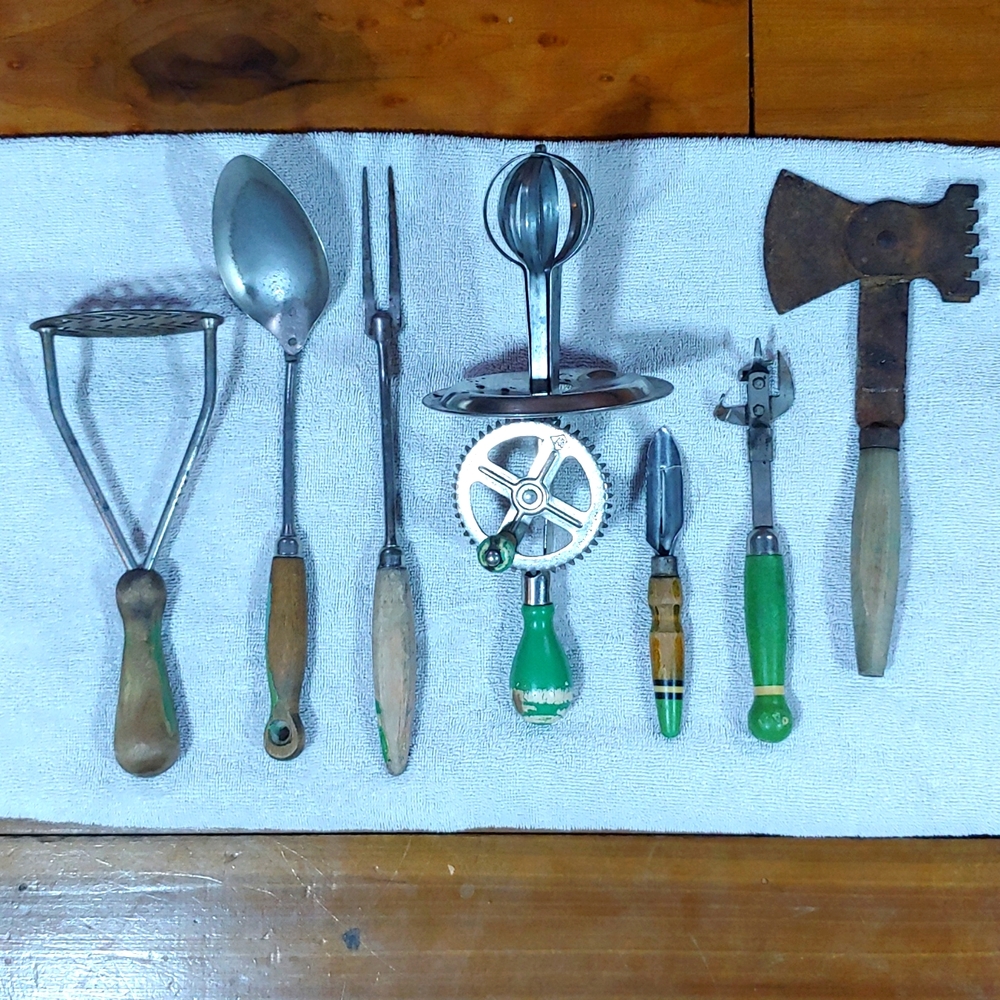 7 - vintage green wood handle kitchen utensils